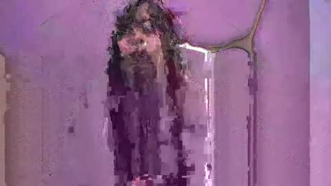 Snapshot of aisha_leenss chatting on 02-10-26, 02:43 Aisha online show from 02-10-26, 02:43