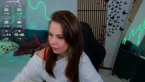 Aisha online show from 11-07-25, 03:56