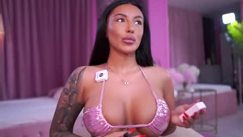 Maddy online show from 04-06-26, 07:04