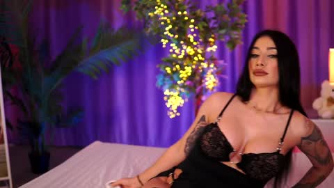 Lora online show from 02-03-25, 09:30