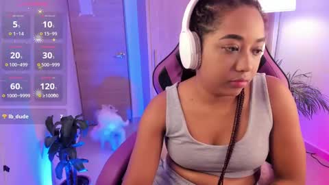 Snapshot of aisharose_ chatting on 02-25-25, 02:14 Aisha online show from 02-25-25, 02:14