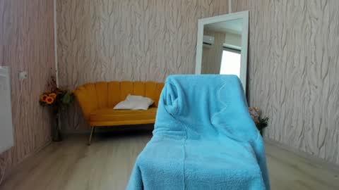 Aisha online show from 01-12-25, 08:25