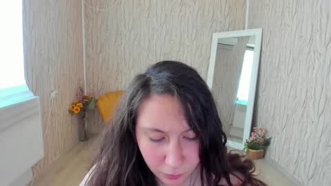 Aisha online show from 01-14-25, 10:59