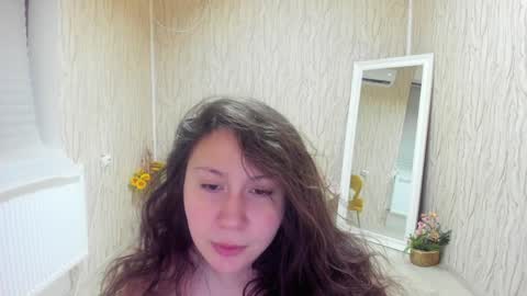 Aisha online show from 01-17-25, 04:39