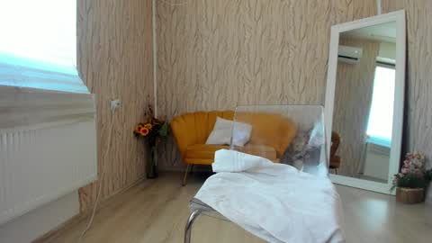 Aisha online show from 01-28-25, 09:08