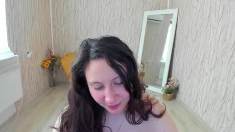 Aisha online show from 02-06-25, 09:43