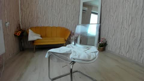 Aisha online show from 02-15-25, 11:39