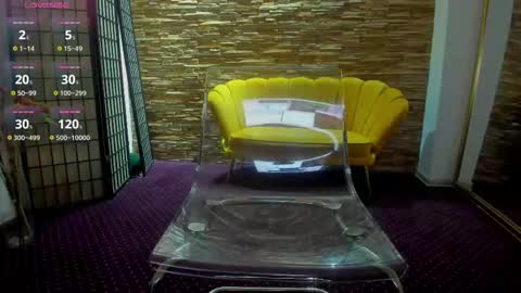 Aisha online show from 10-24-25, 04:09