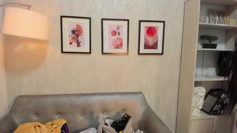 Snapshot of aishavalcazar chatting on 12-16-25, 10:15 AishaValcazar online show from 12-16-25, 10:15