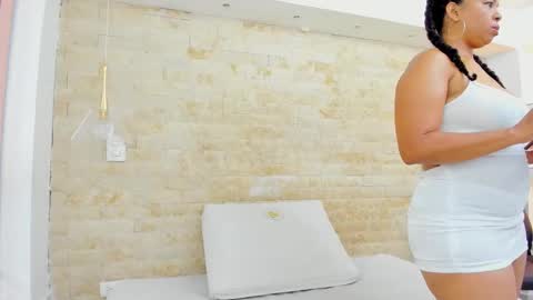 Snapshot of aitana_cole chatting on 02-25-26, 03:16 AITANA online show from 02-25-26, 03:16