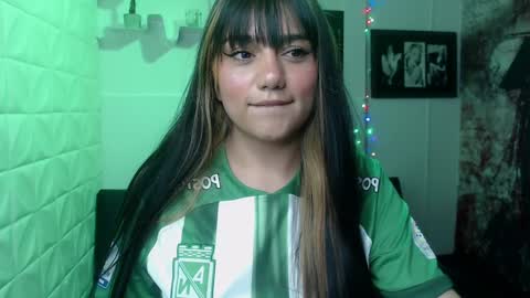 Snapshot of aitana_gomezz chatting on 12-18-24, 09:08 Aitana online show from 12-18-24, 09:08