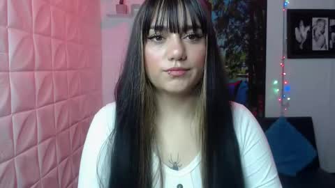 Snapshot of aitana_gomezz chatting on 12-19-24, 02:13 Aitana online show from 12-19-24, 02:13