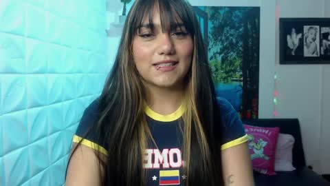 Snapshot of aitana_gomezz chatting on 01-07-25, 08:52 Aitana online show from 01-07-25, 08:52