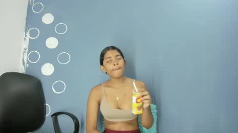 Snapshot of aitanacortes chatting on 01-05-25, 01:15 aitana online show from 01-05-25, 01:15
