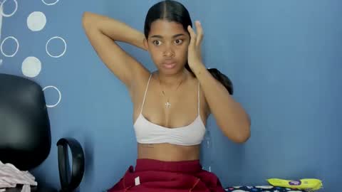 Snapshot of aitanacortes chatting on 02-23-25, 01:32 aitana online show from 02-23-25, 01:32