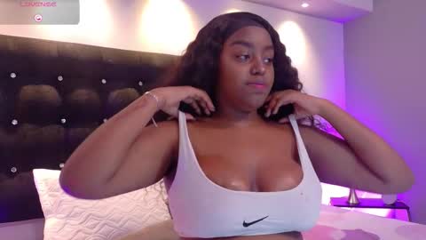 Snapshot of aitanaoliveira_ chatting on 02-16-26, 08:05 Aitana online show from 02-16-26, 08:05