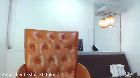 Snapshot of aitanarus chatting on 01-17-25, 08:33 Ahitana Russ online show from 01-17-25, 08:33