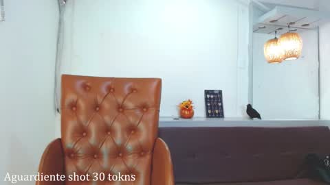 Snapshot of aitanarus chatting on 01-18-25, 07:37 Ahitana Russ online show from 01-18-25, 07:37