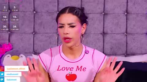 Snapshot of aivadumont chatting on 02-20-26, 06:26 Queen Dumont online show from 02-20-26, 06:26