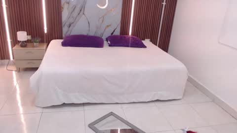 AIXA  online show from 09-09-25, 12:05