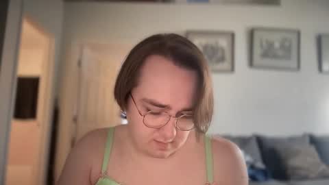 Snapshot of ajuliebellelemons chatting on 03-19-26, 10:58 JullieBelleLemons online show from 03-19-26, 10:58