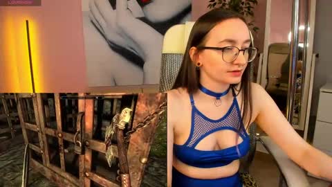 Snapshot of akaheby chatting on 02-09-25, 12:19 akaheby online show from 02-09-25, 12:19