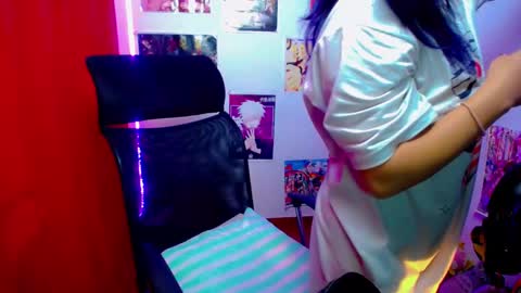 Snapshot of akai_krazna01 chatting on 02-04-25, 01:06 Akai Kraz online show from 02-04-25, 01:06