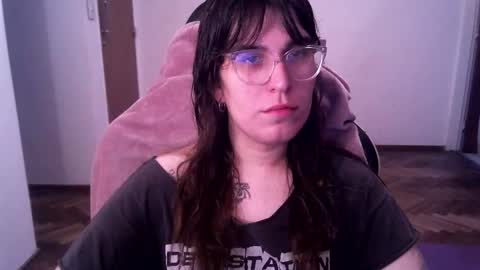 Veronica Akame 3 online show from 11-15-25, 10:01