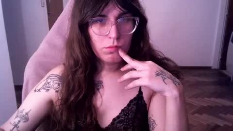 Veronica Akame 3 online show from 11-17-25, 01:22