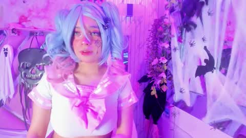 Snapshot of akane_hikari_ chatting on 10-19-25, 05:30 akane hikari online show from 10-19-25, 05:30