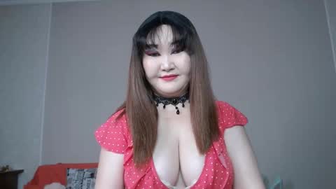 Snapshot of akanire chatting on 11-24-25, 04:23 Shelly online show from 11-24-25, 04:23