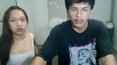 Snapshot of akari_yui chatting on 05-21-26, 06:37 REA online show from 05-21-26, 06:37