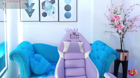 Azaka  online show from 04-09-26, 12:21