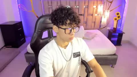 akazaboy online show from 03-02-25, 04:28