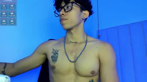 akazaboy online show from 03-08-25, 12:09