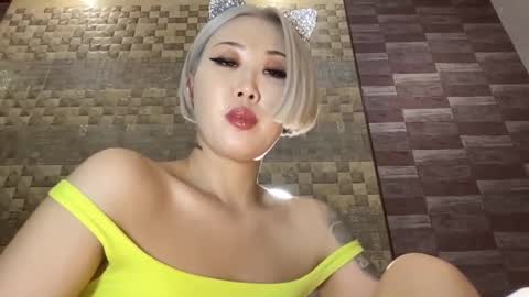 Akemi online show from 02-17-25, 06:59