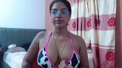 Akemi 3 online show from 06-15-26, 10:01