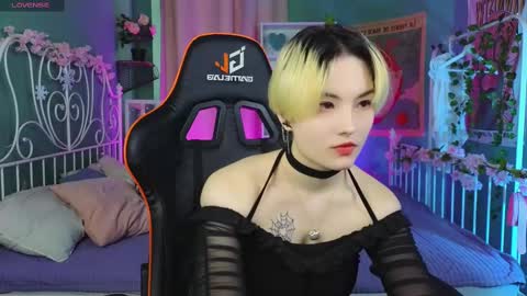 Akemi online show from 03-01-25, 09:29