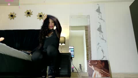 Akemi online show from 04-01-26, 08:06