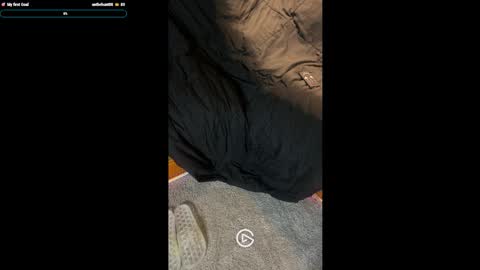 Snapshot of akikko8 chatting on 10-05-25, 04:33 Akikko8 online show from 10-05-25, 04:33