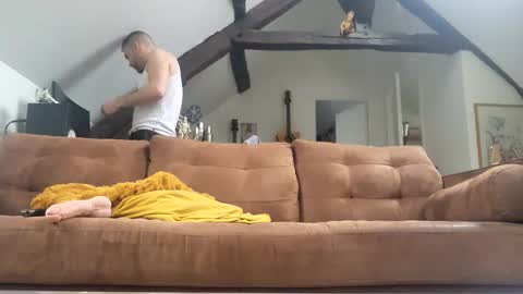 Snapshot of akila22 chatting on 02-06-25, 09:11 akila online show from 02-06-25, 09:11