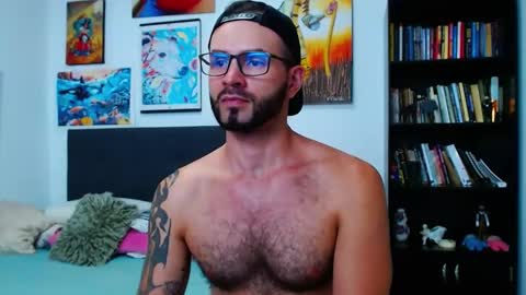 akiles online show from 01-07-25, 01:06