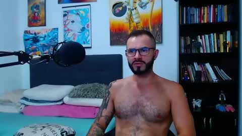 akiles online show from 02-11-25, 02:03
