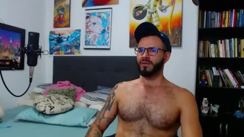 akiles online show from 03-11-25, 01:16