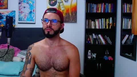 akiles online show from 03-12-25, 01:14