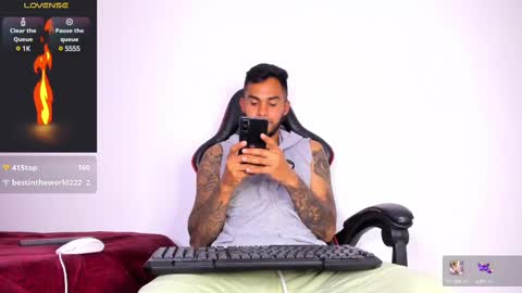 Snapshot of akira_tattoo chatting on 02-14-25, 02:39 Akira online show from 02-14-25, 02:39