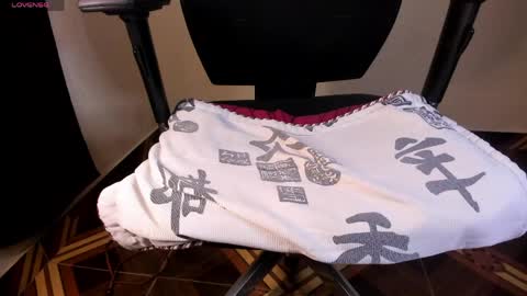 Snapshot of akira_tattoo chatting on 04-25-26, 01:19 Akira online show from 04-25-26, 01:19
