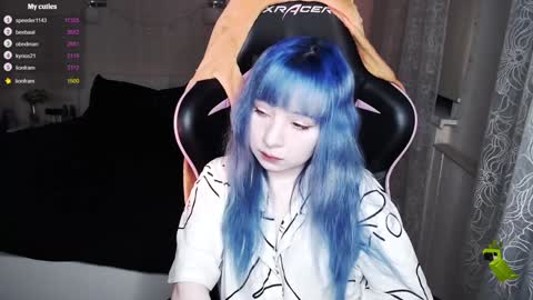 akirahartyx online show from 02-06-25, 01:54