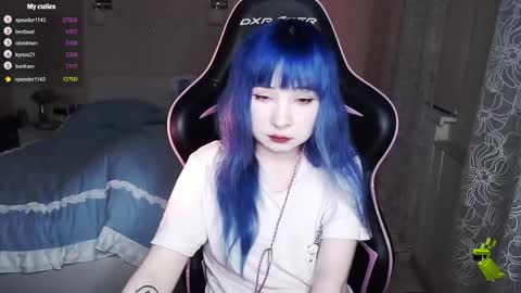 akirahartyx online show from 02-24-25, 03:20