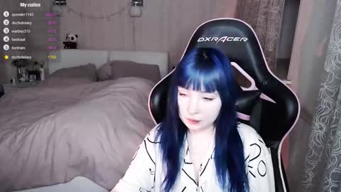 akirahartyx online show from 03-08-26, 04:44